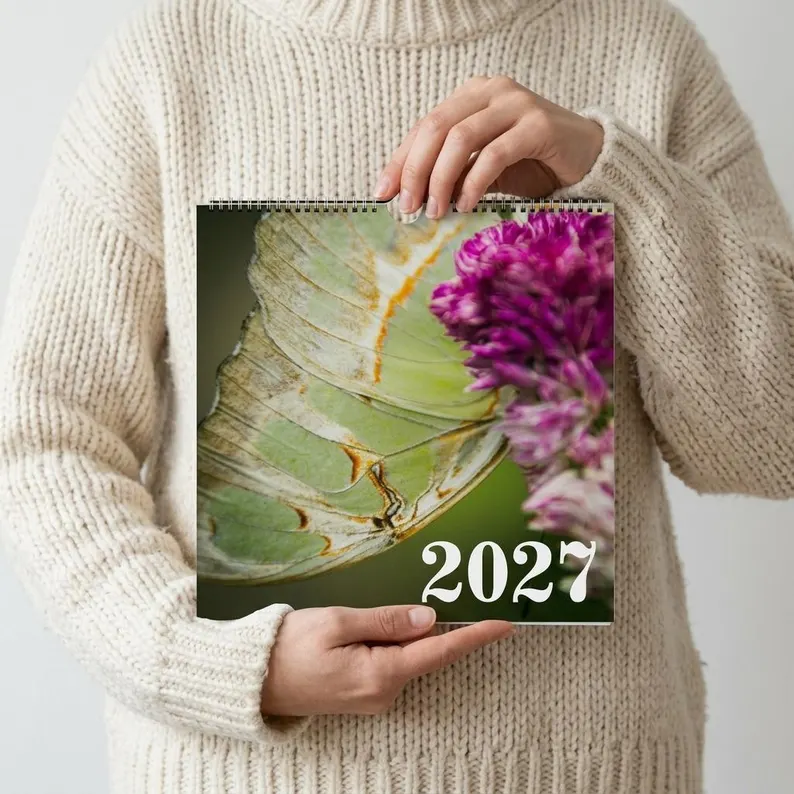 2027 Wildlife Wall Calendar